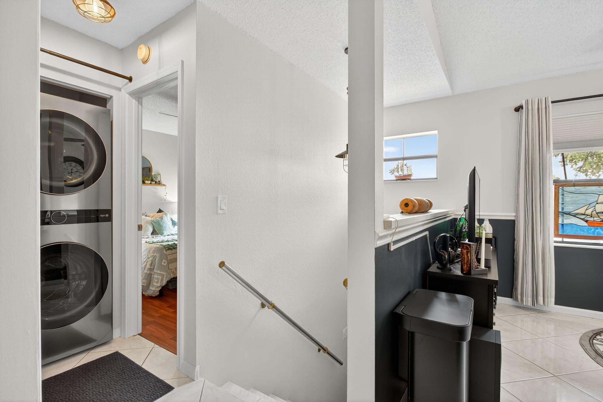 LIBERTY SQUARE CONDO - Residential