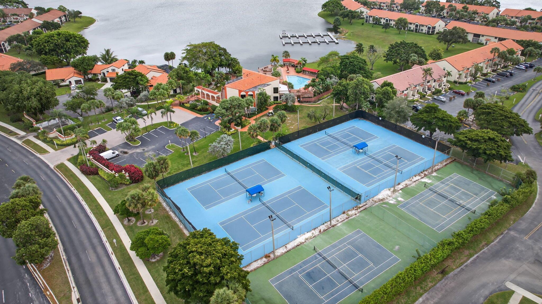 LIBERTY SQUARE CONDO - Residential