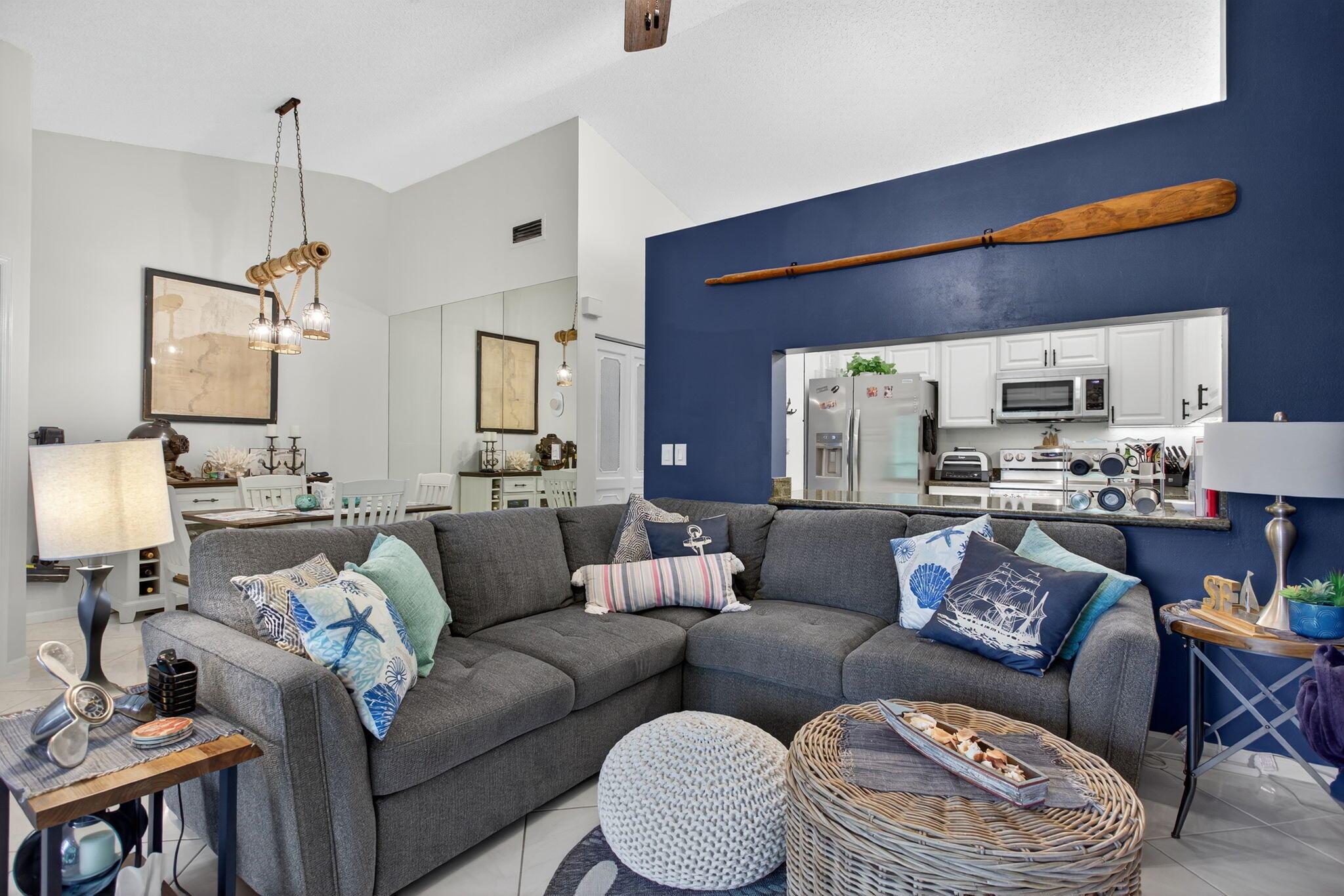 LIBERTY SQUARE CONDO - Residential