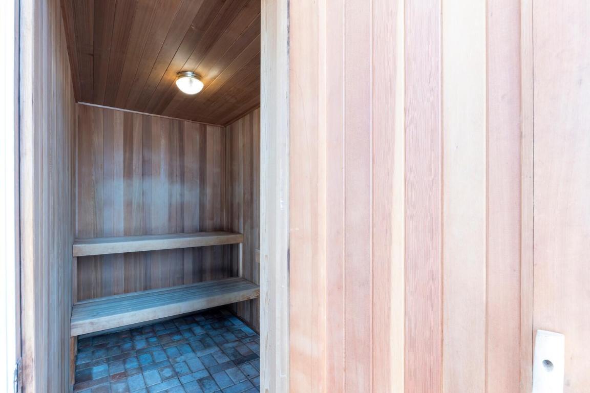 PORTOFINO SOUTH CONDO ESTATES OF SOUTH PALM BEA - Residential