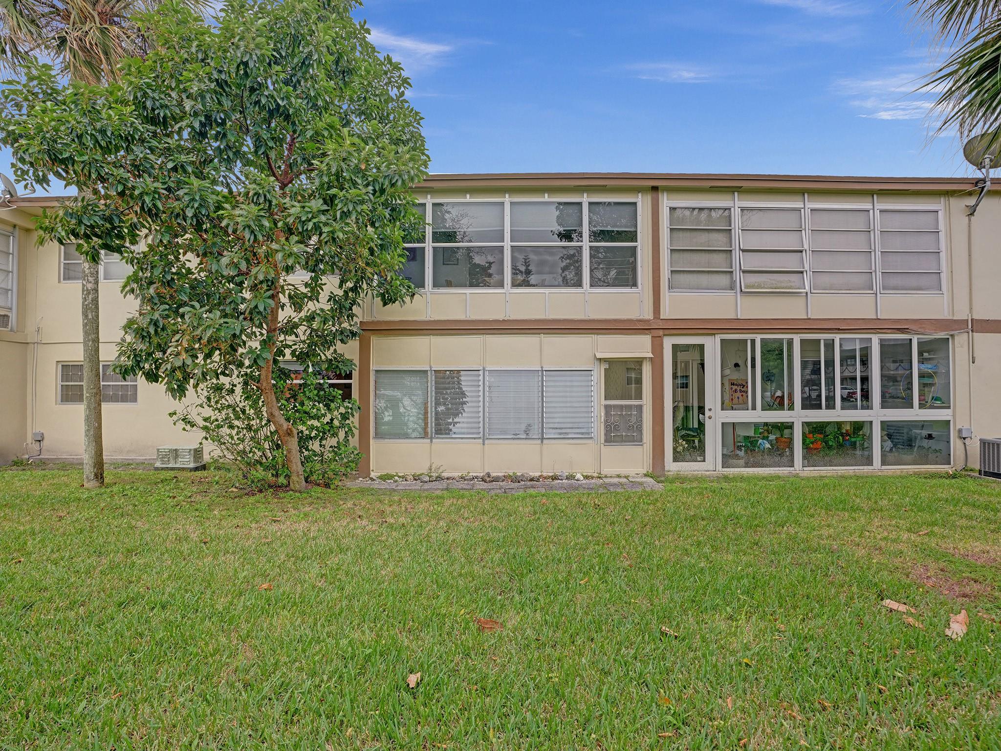 ORIOLE GARDENS TWO - Residential