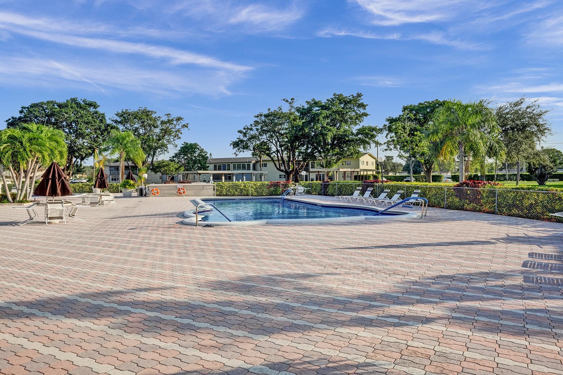 ORIOLE GARDENS TWO - Residential