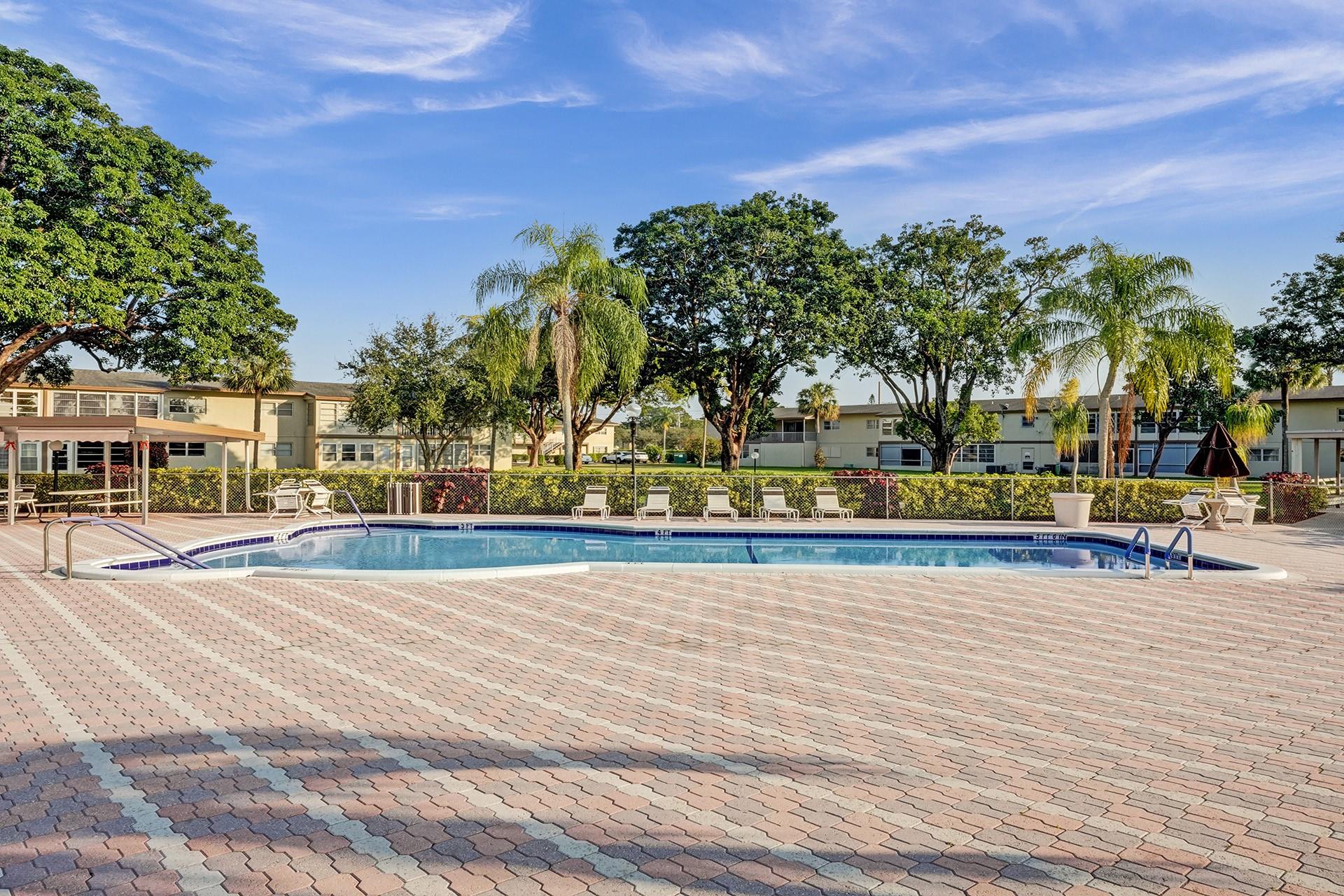 ORIOLE GARDENS TWO - Residential
