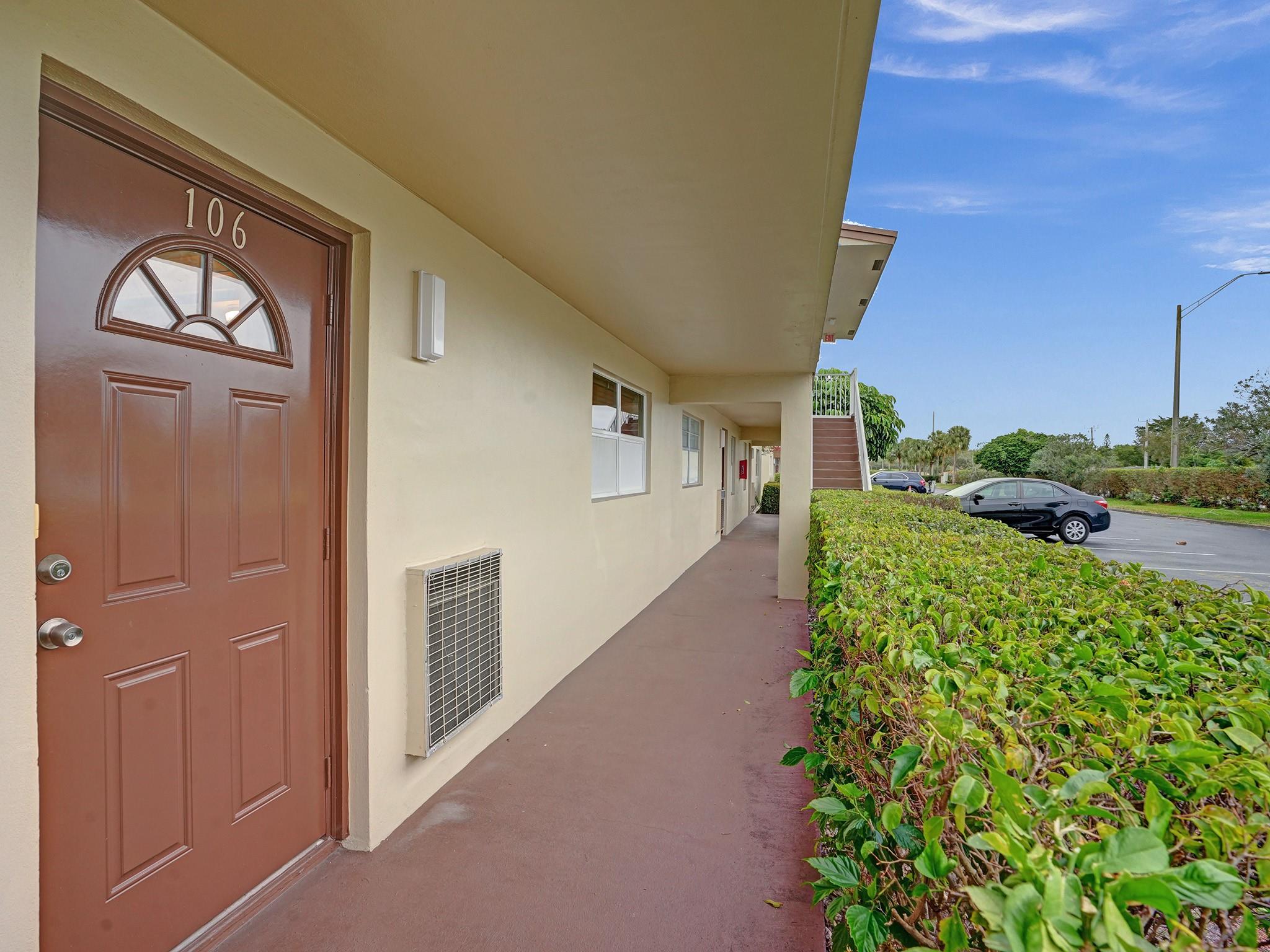 ORIOLE GARDENS TWO - Residential