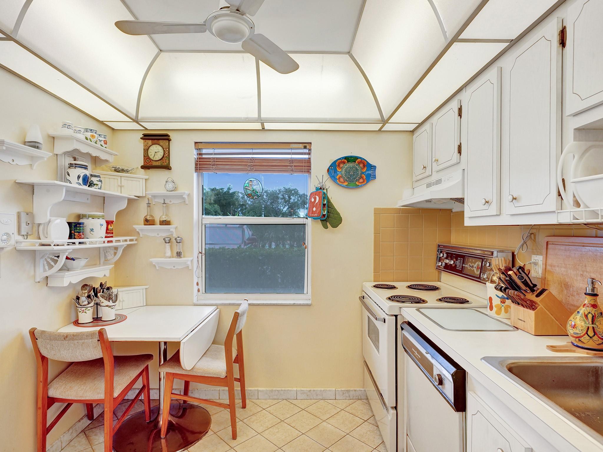 ORIOLE GARDENS TWO - Residential