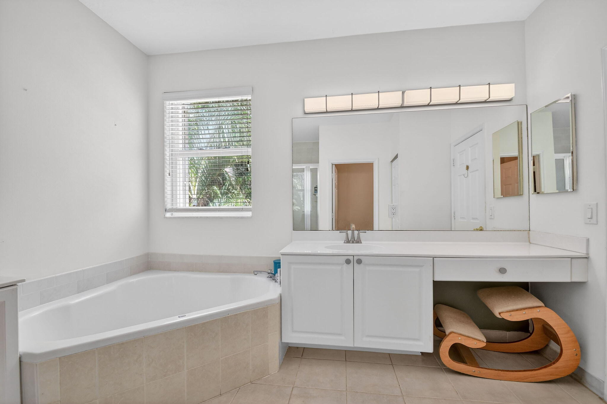 Colony at Delray - Residential Lease