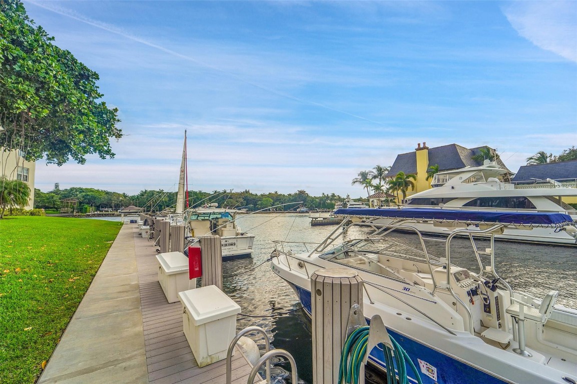 PALM- AIRE AT CORAL KEY - Residential