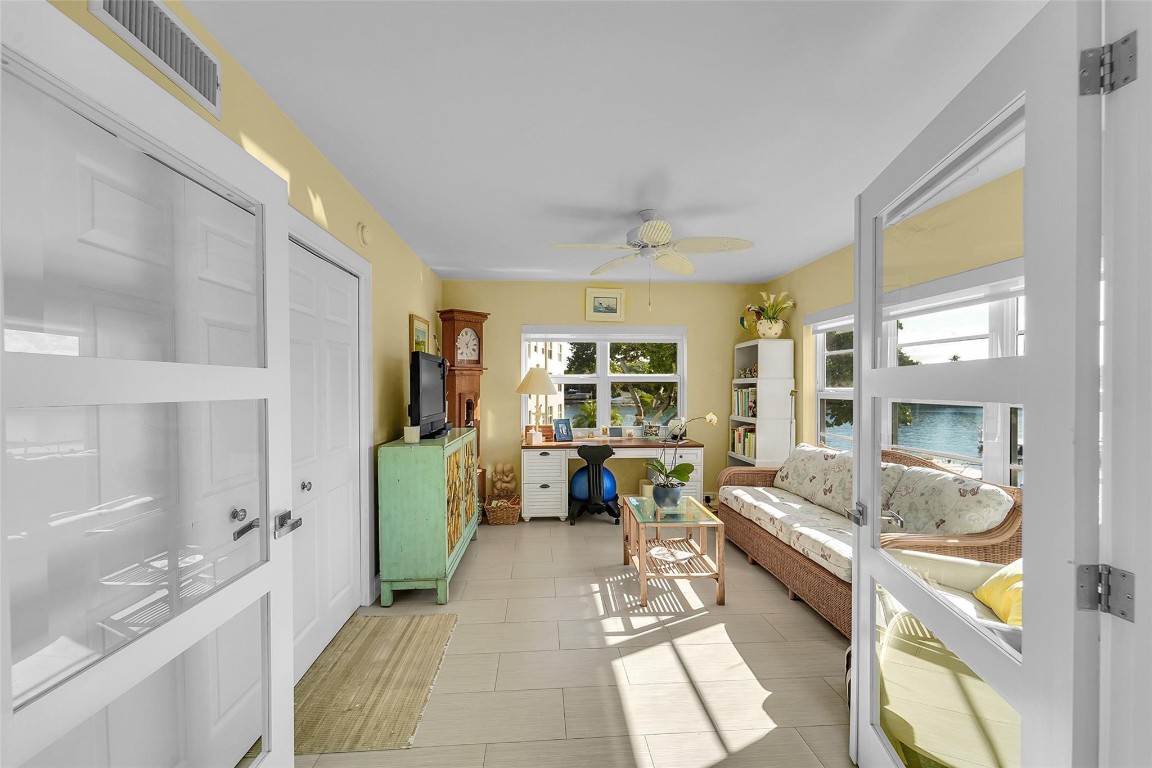 PALM- AIRE AT CORAL KEY - Residential