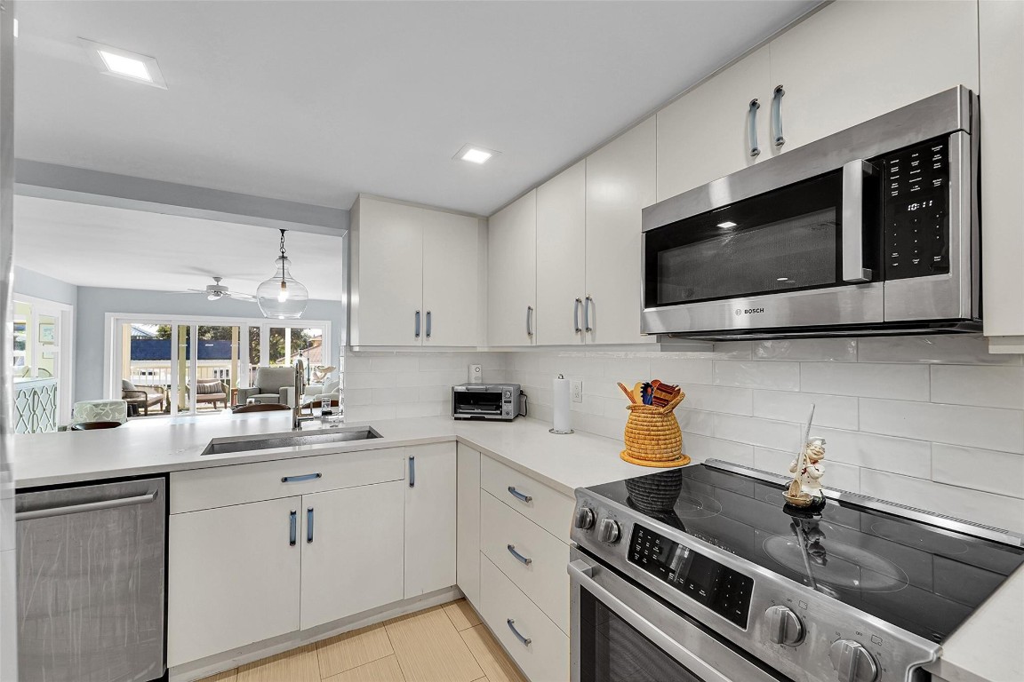 PALM- AIRE AT CORAL KEY - Residential