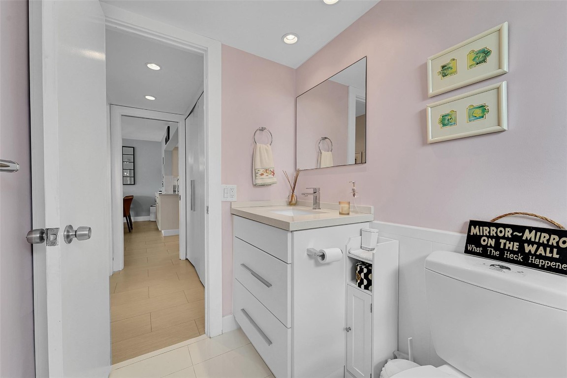 PALM- AIRE AT CORAL KEY - Residential