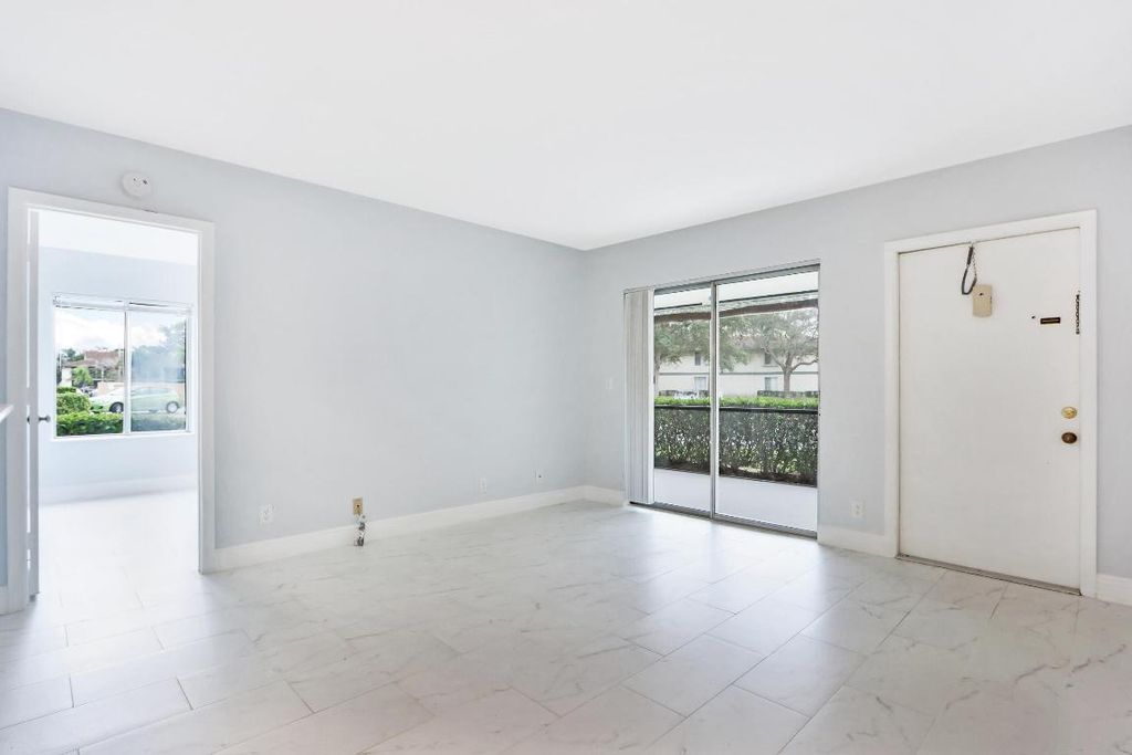 Photo of 6313 Chasewood Drive #B, Jupiter, FL 33458 (MLS # R10951434)