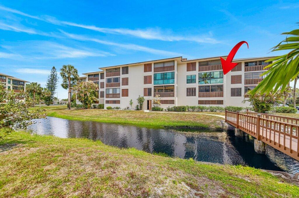 166 SE St Lucie Boulevard 302d