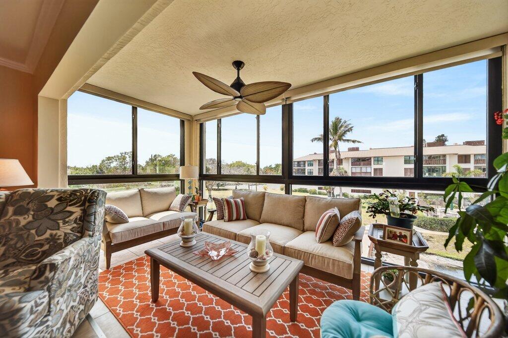 166 SE St Lucie Boulevard 302d