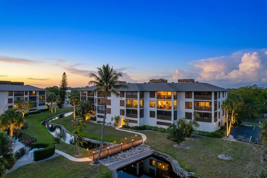 ST LUCIE CLUB AND APARTMENT HOMES CONDO - Residential