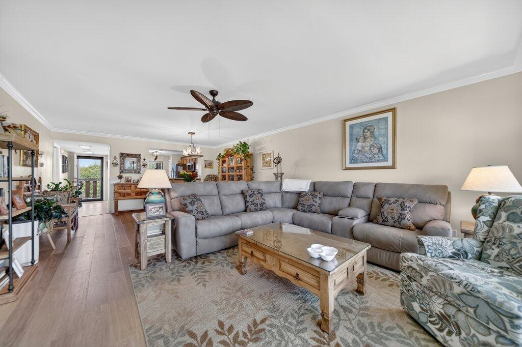 166 SE St Lucie Boulevard 302d