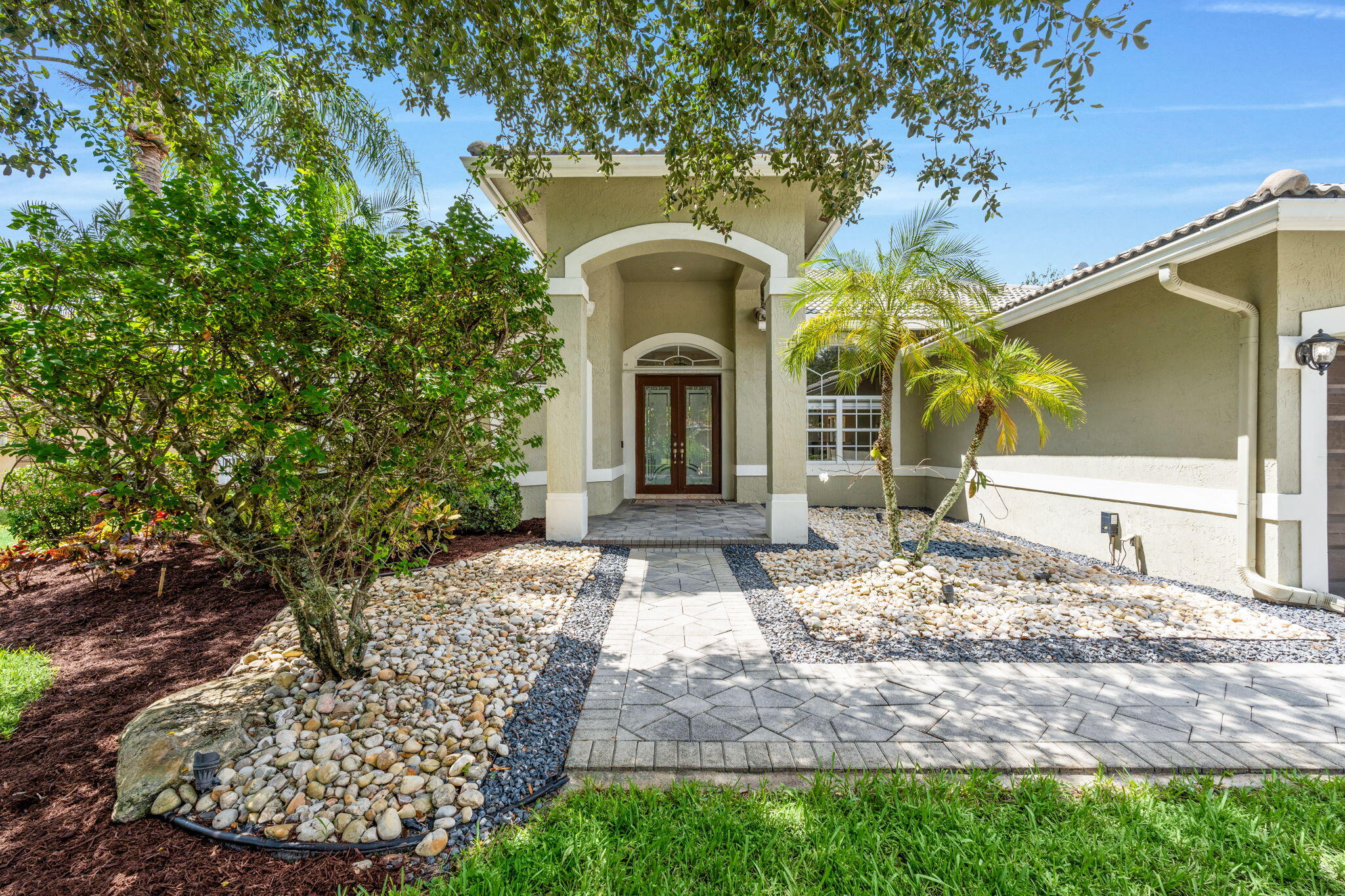 10668 NW 69TH Street