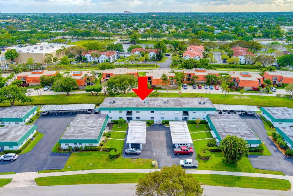 Photo of 3210 Meridian Way S #16, Palm Beach Gardens, FL 33410 (MLS # R10973609)