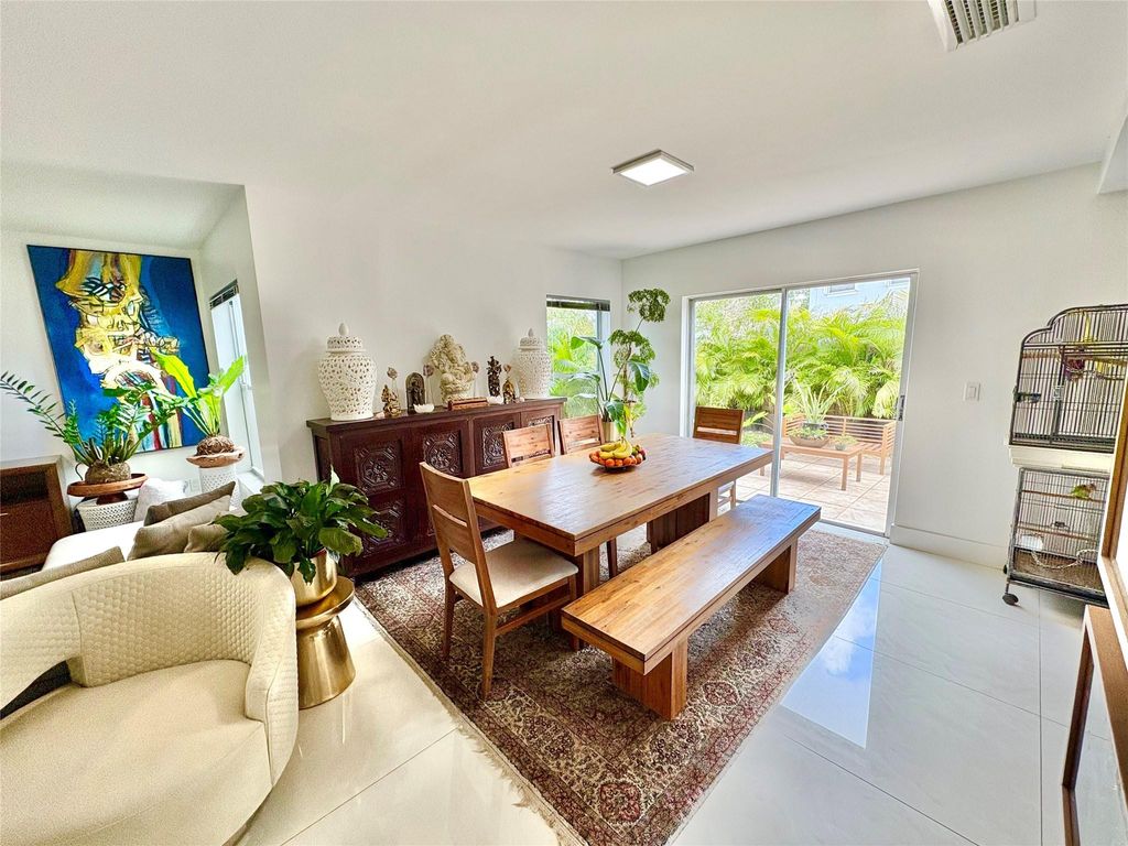 Photo of 4832 Grapevine Way, Davie, FL 33331 (MLS # B26013720)