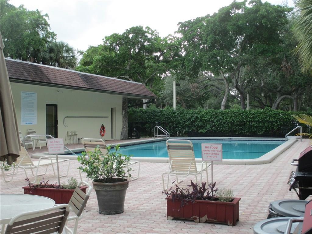 PLANTATION PLACE - Residential