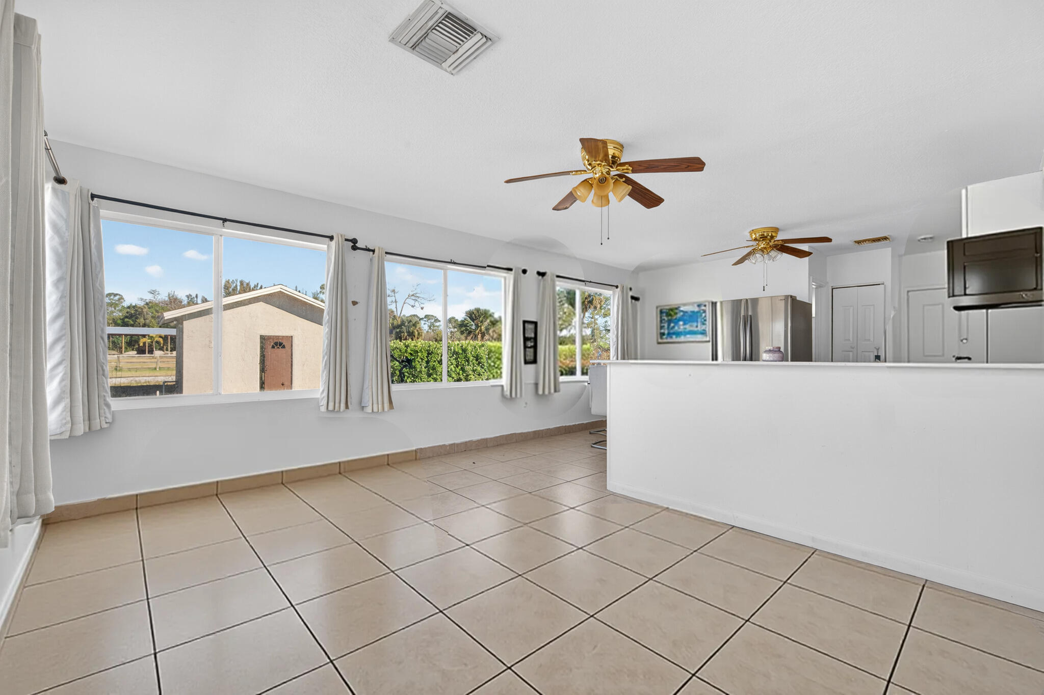 LOXAHATCHEE GROVES - Residential