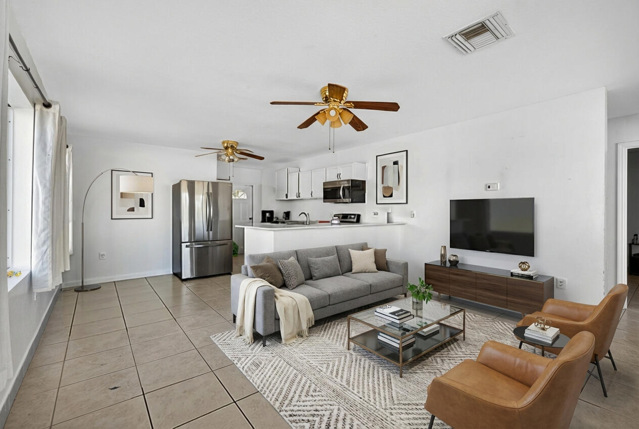 LOXAHATCHEE GROVES - Residential