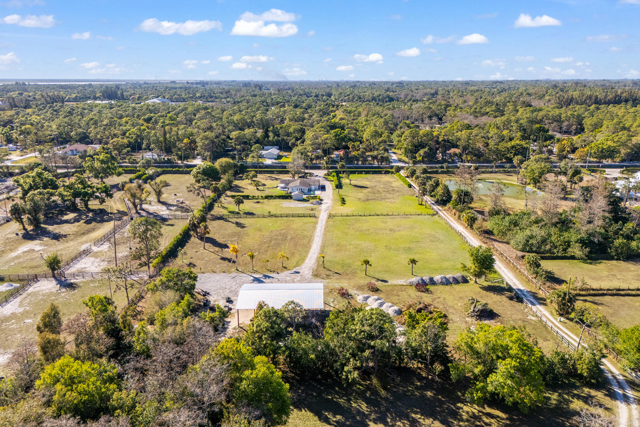 LOXAHATCHEE GROVES - Residential