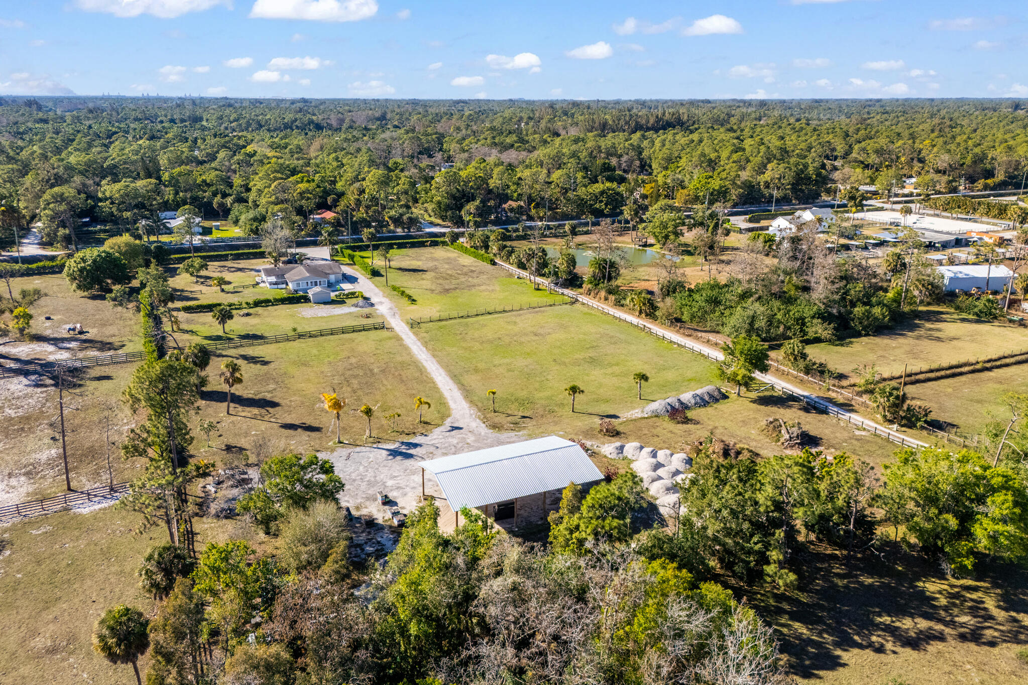 LOXAHATCHEE GROVES - Residential