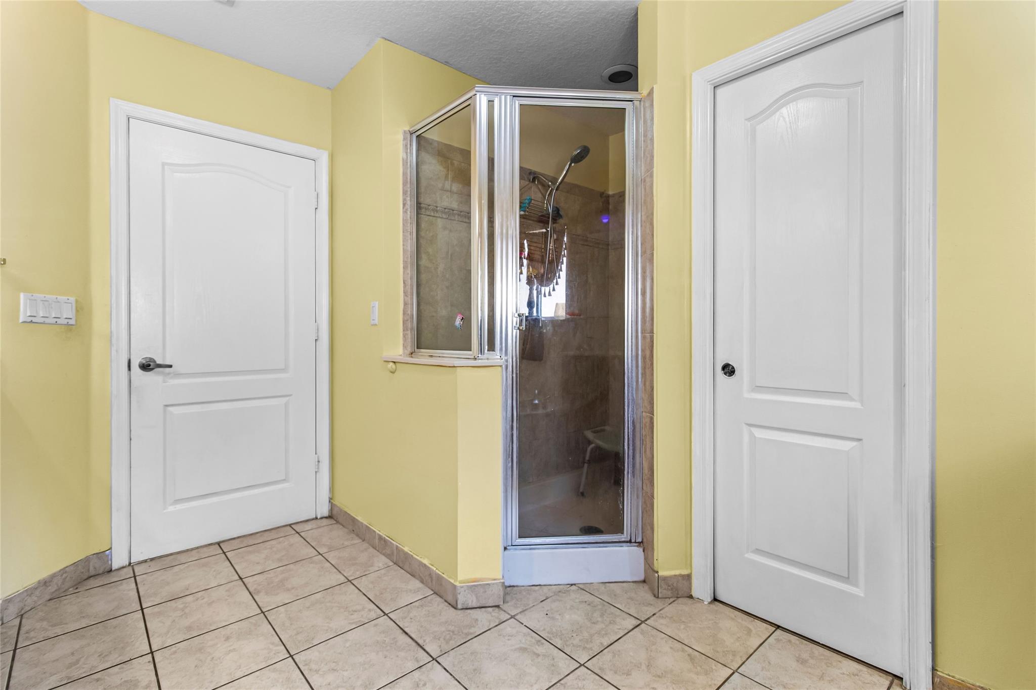 Sport Acres - Residential