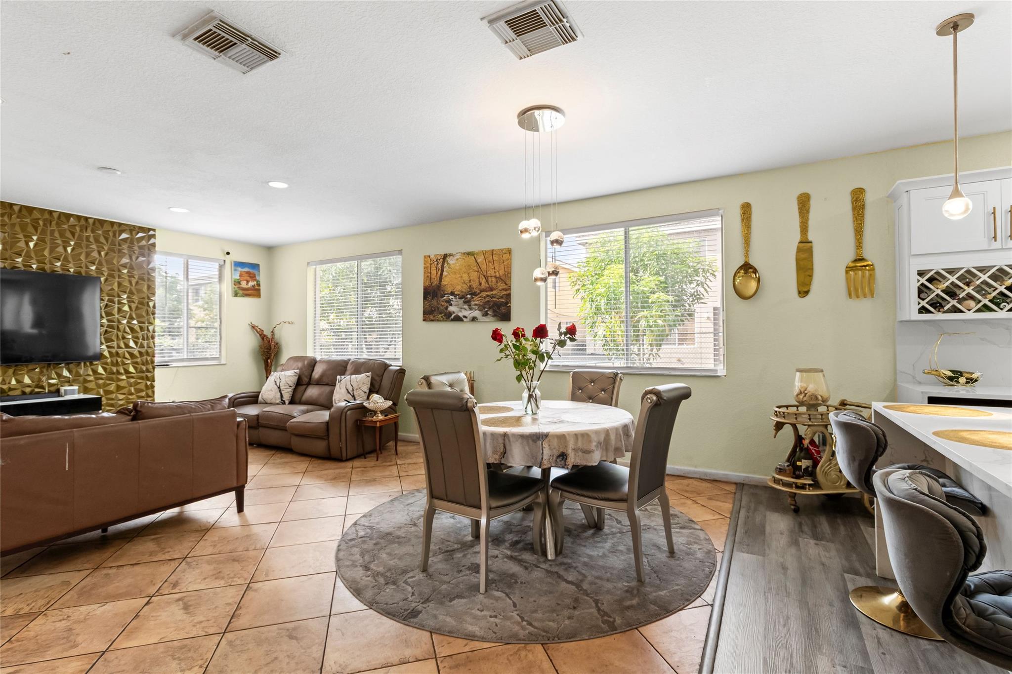 Sport Acres - Residential