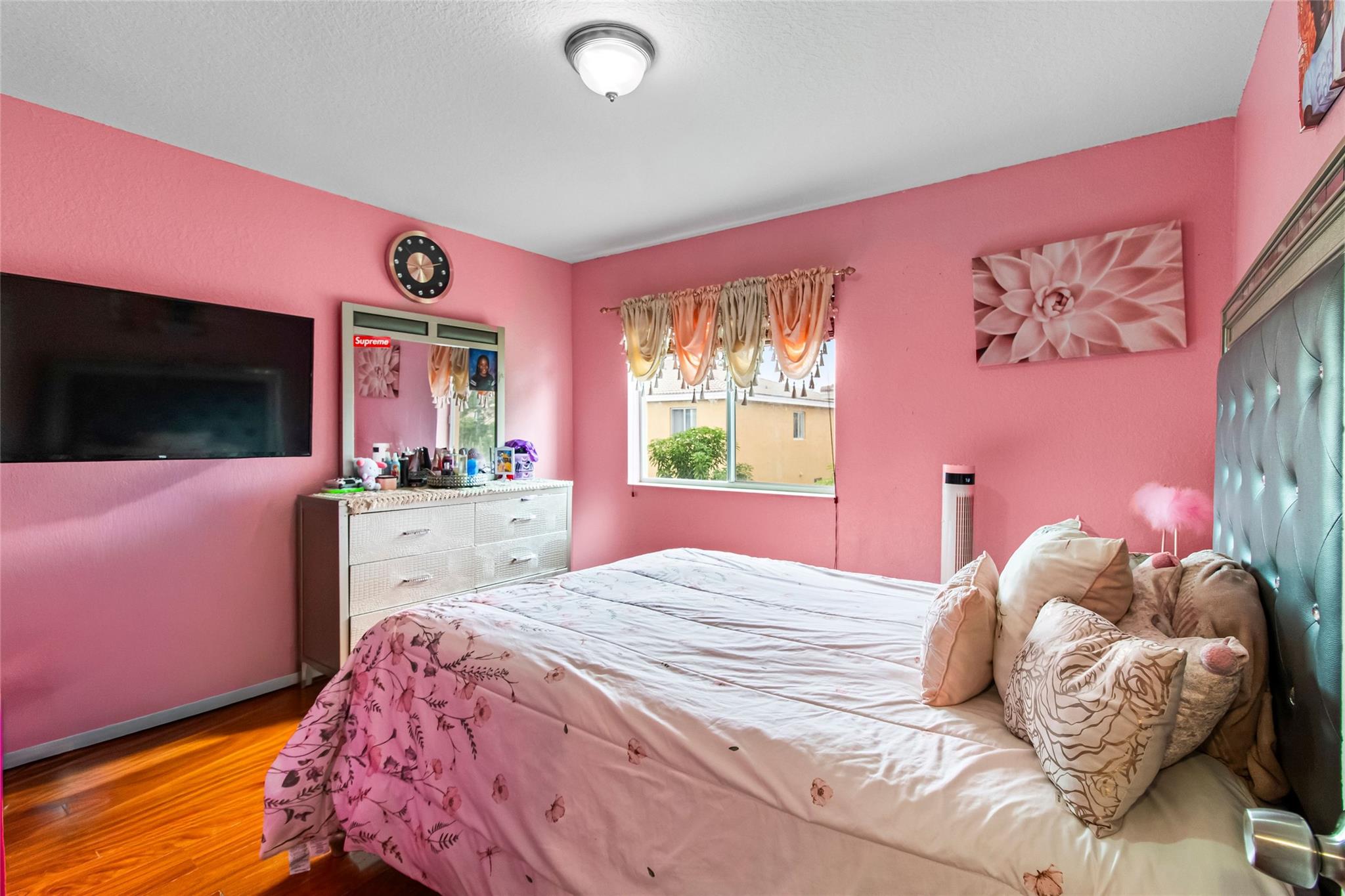 Sport Acres - Residential