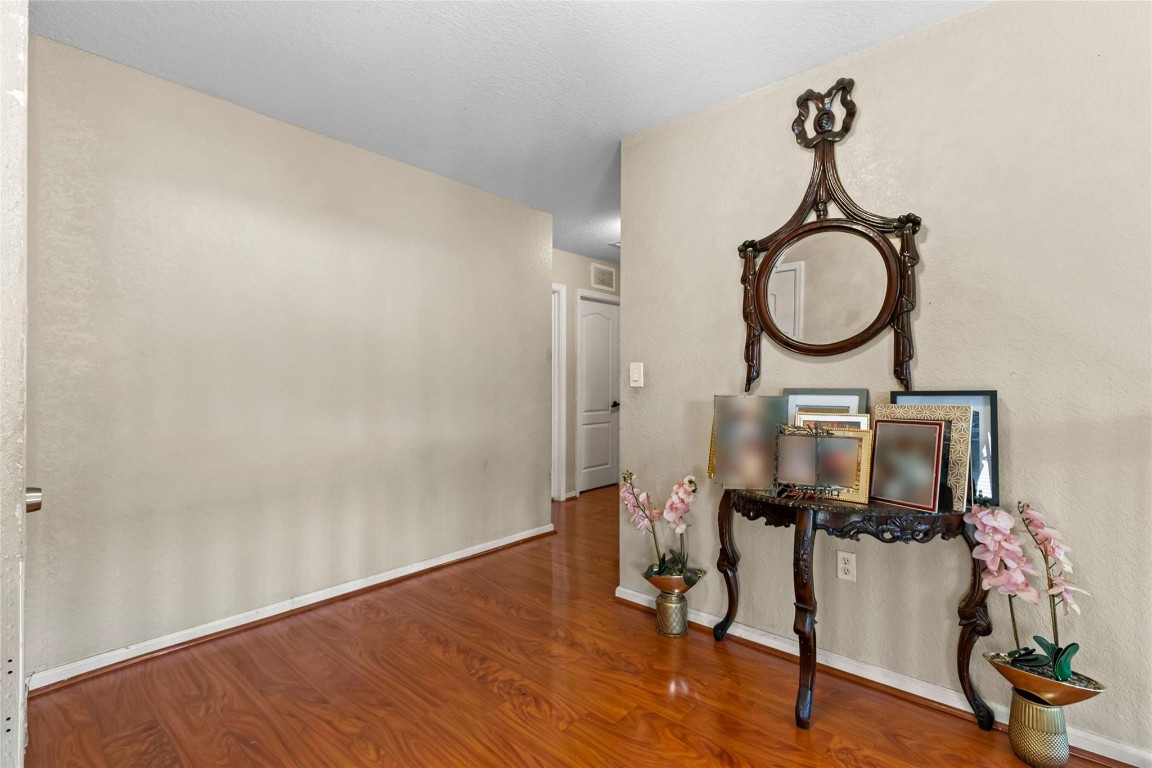 Sport Acres - Residential