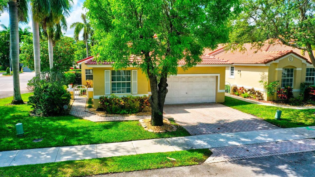 Photo of 15110 SW 49th Street, Davie, FL 33331 (MLS # R10985697)