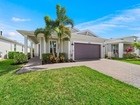 A home in Port St Lucie