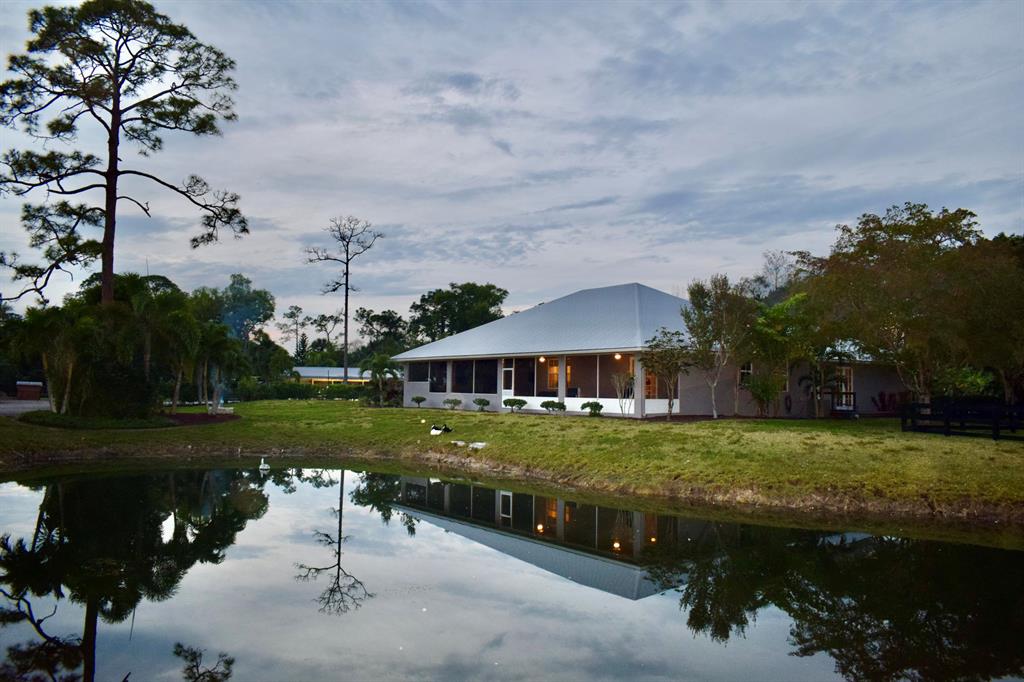 LOXAHATCHEE GROVES - Residential