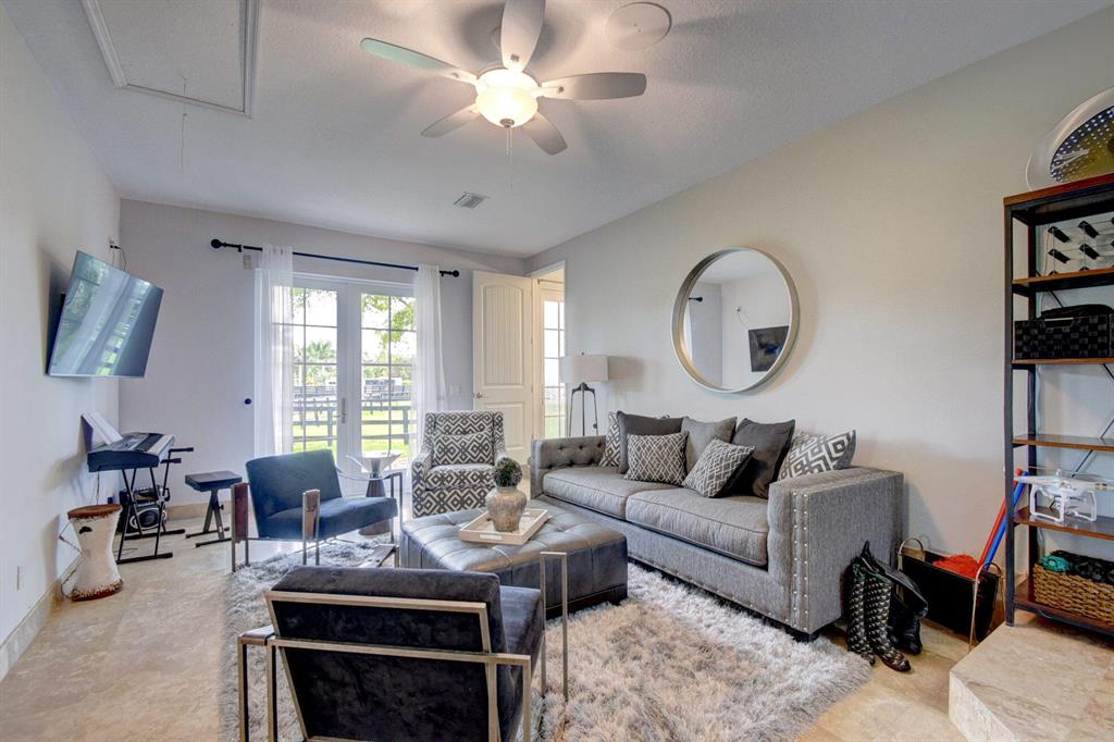 LOXAHATCHEE GROVES - Residential