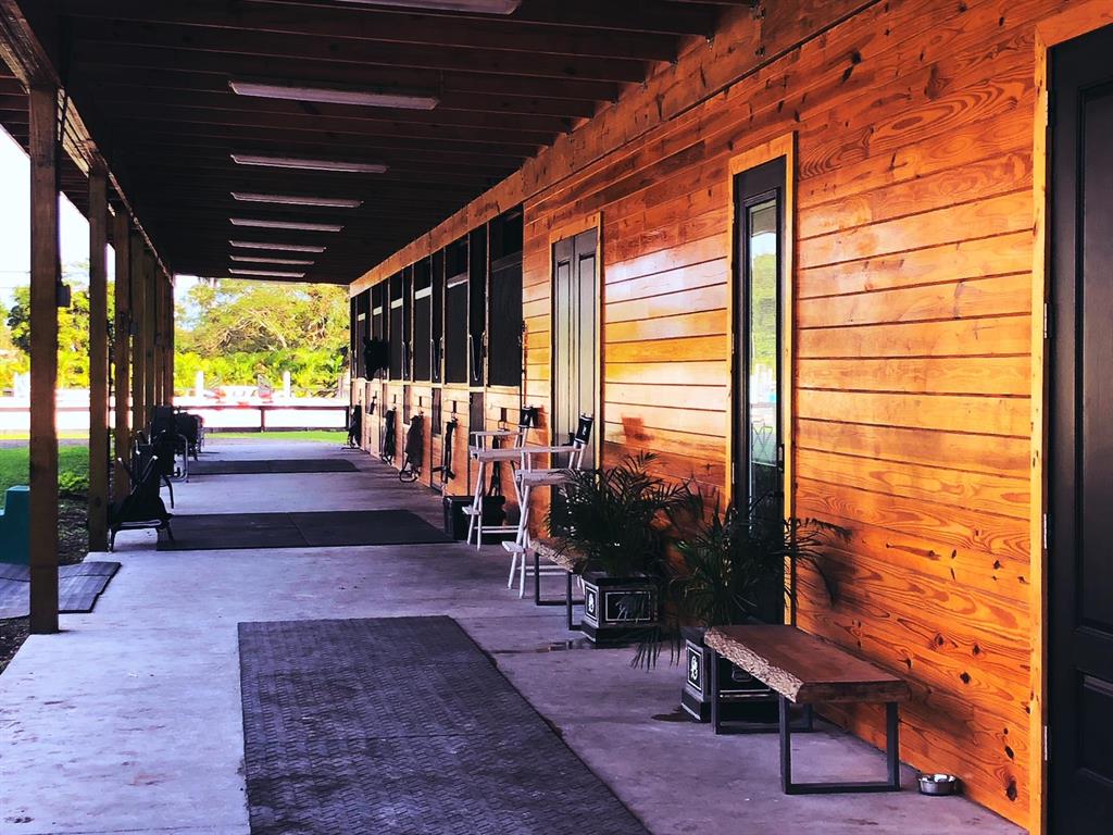 LOXAHATCHEE GROVES - Residential