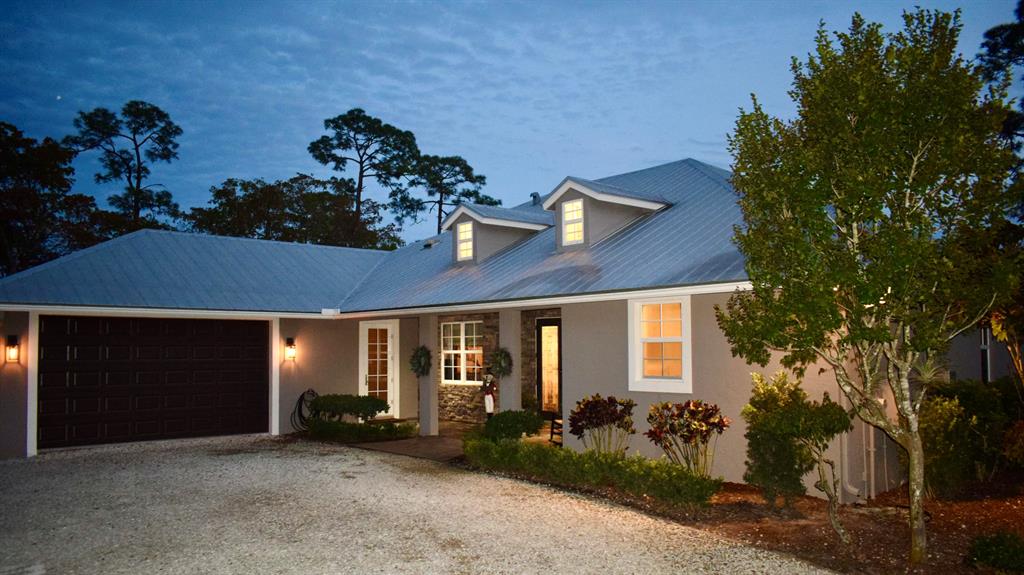 LOXAHATCHEE GROVES - Residential