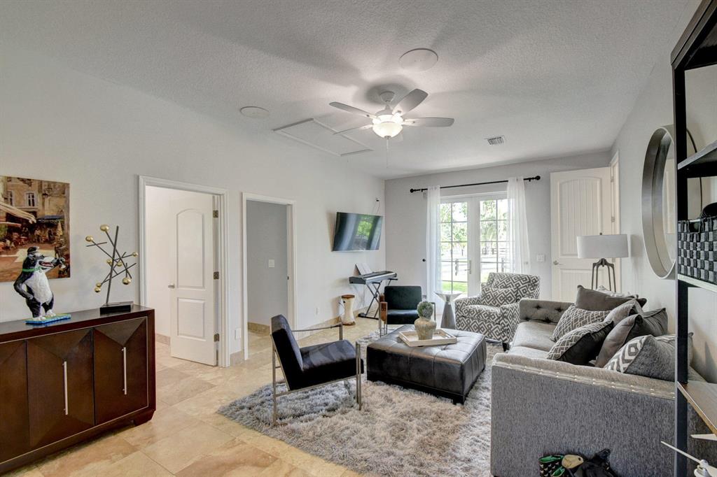 LOXAHATCHEE GROVES - Residential