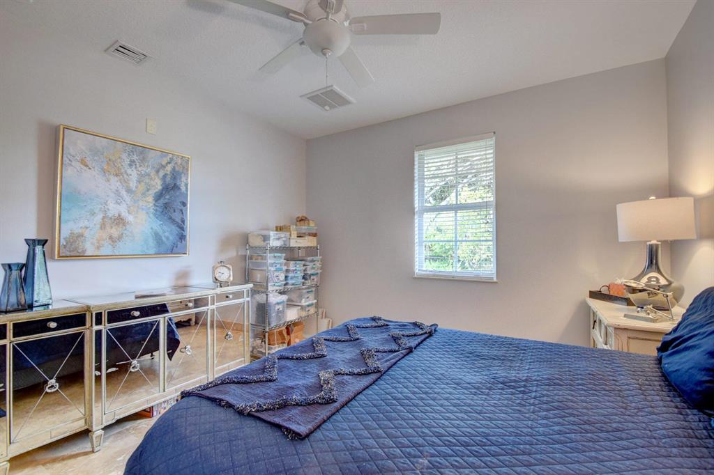 LOXAHATCHEE GROVES - Residential