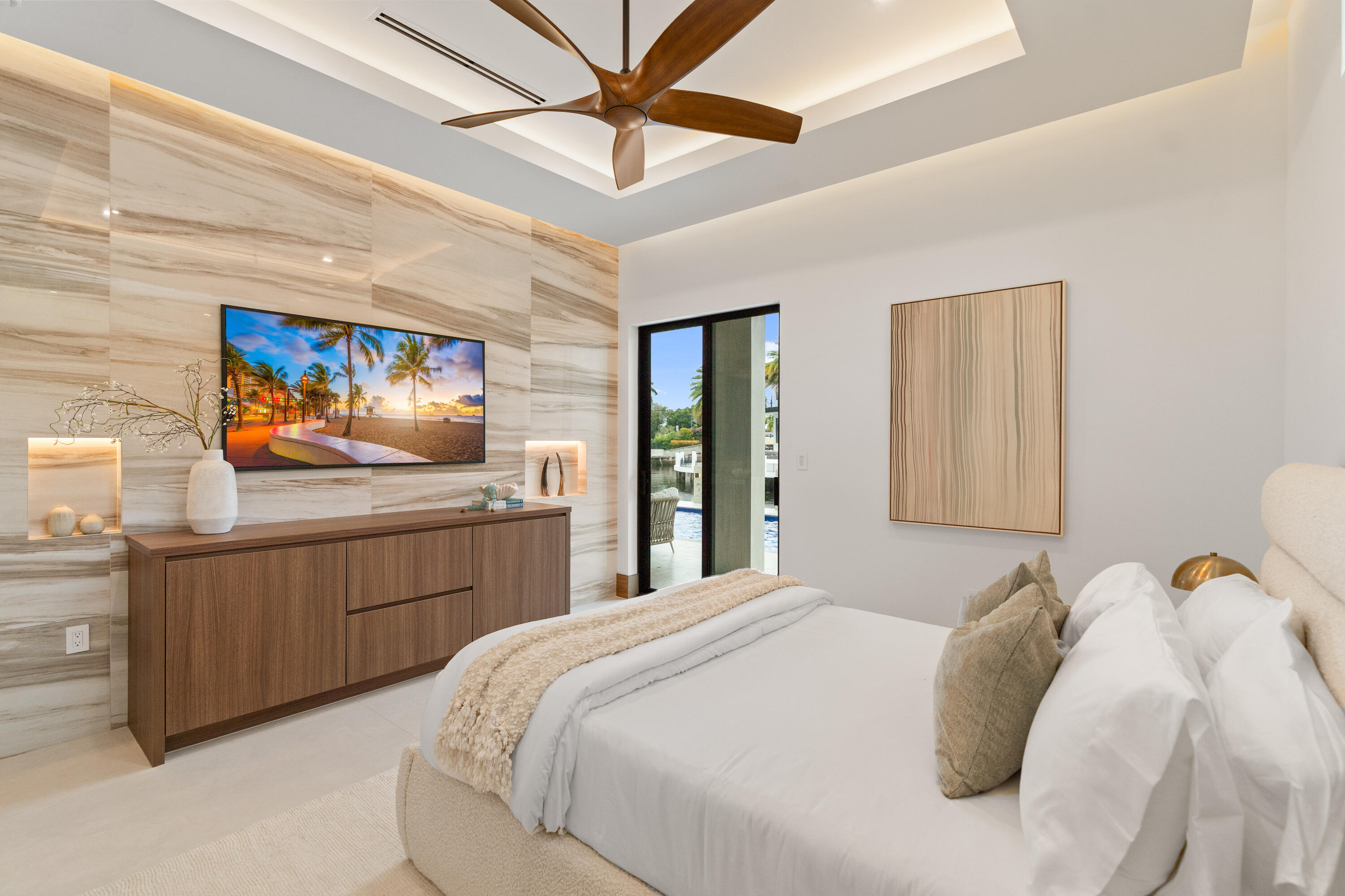 CORAL KEY VILLAS 2ND SEC - Residential