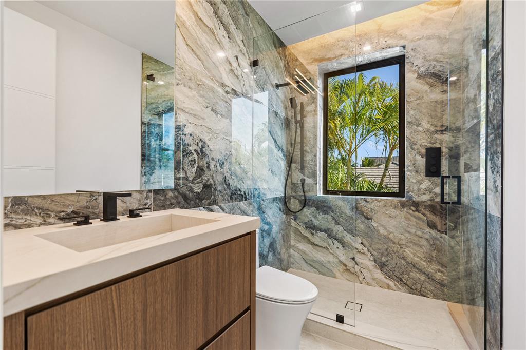 CORAL KEY VILLAS 2ND SEC - Residential