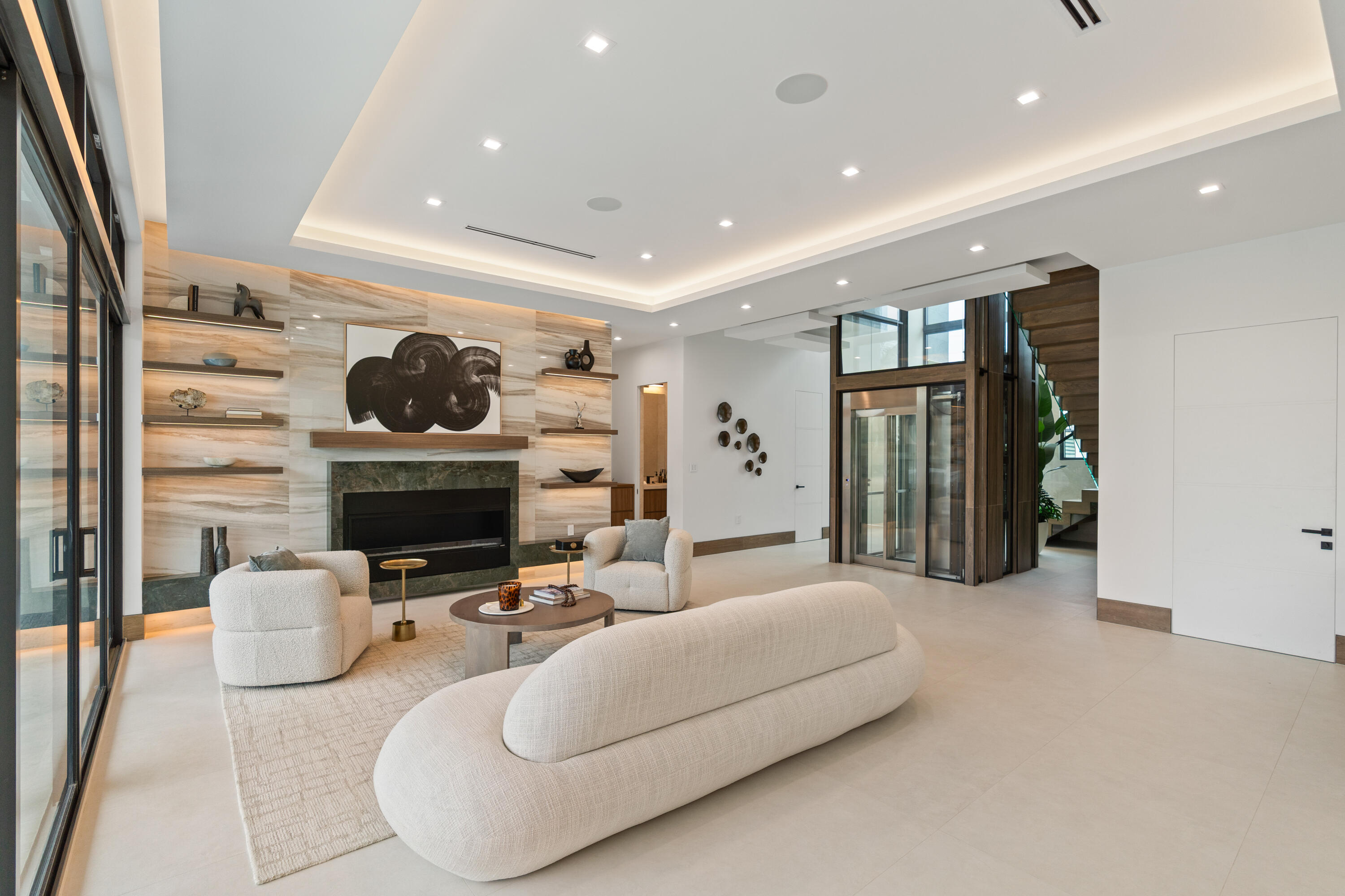 CORAL KEY VILLAS 2ND SEC - Residential