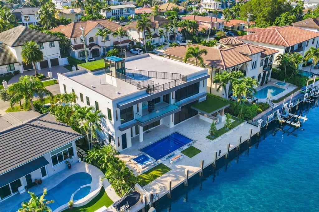 CORAL KEY VILLAS 2ND SEC - Residential