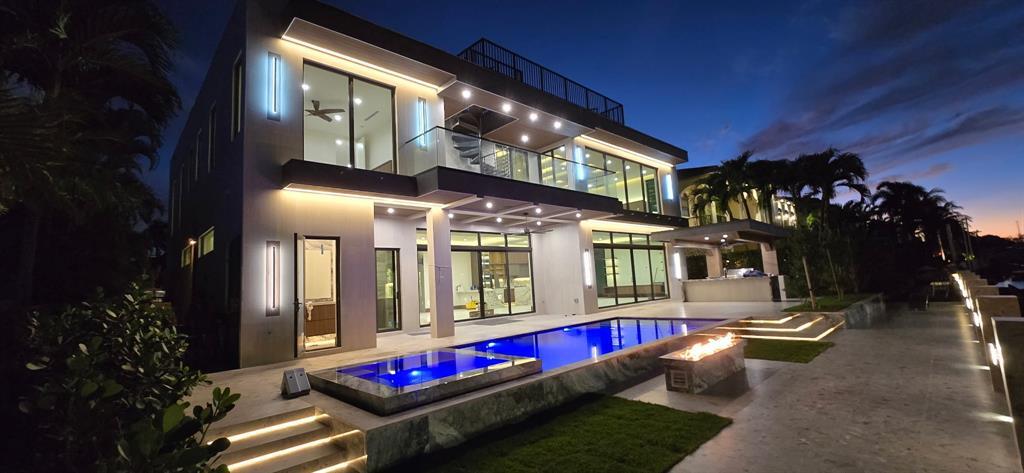 CORAL KEY VILLAS 2ND SEC - Residential