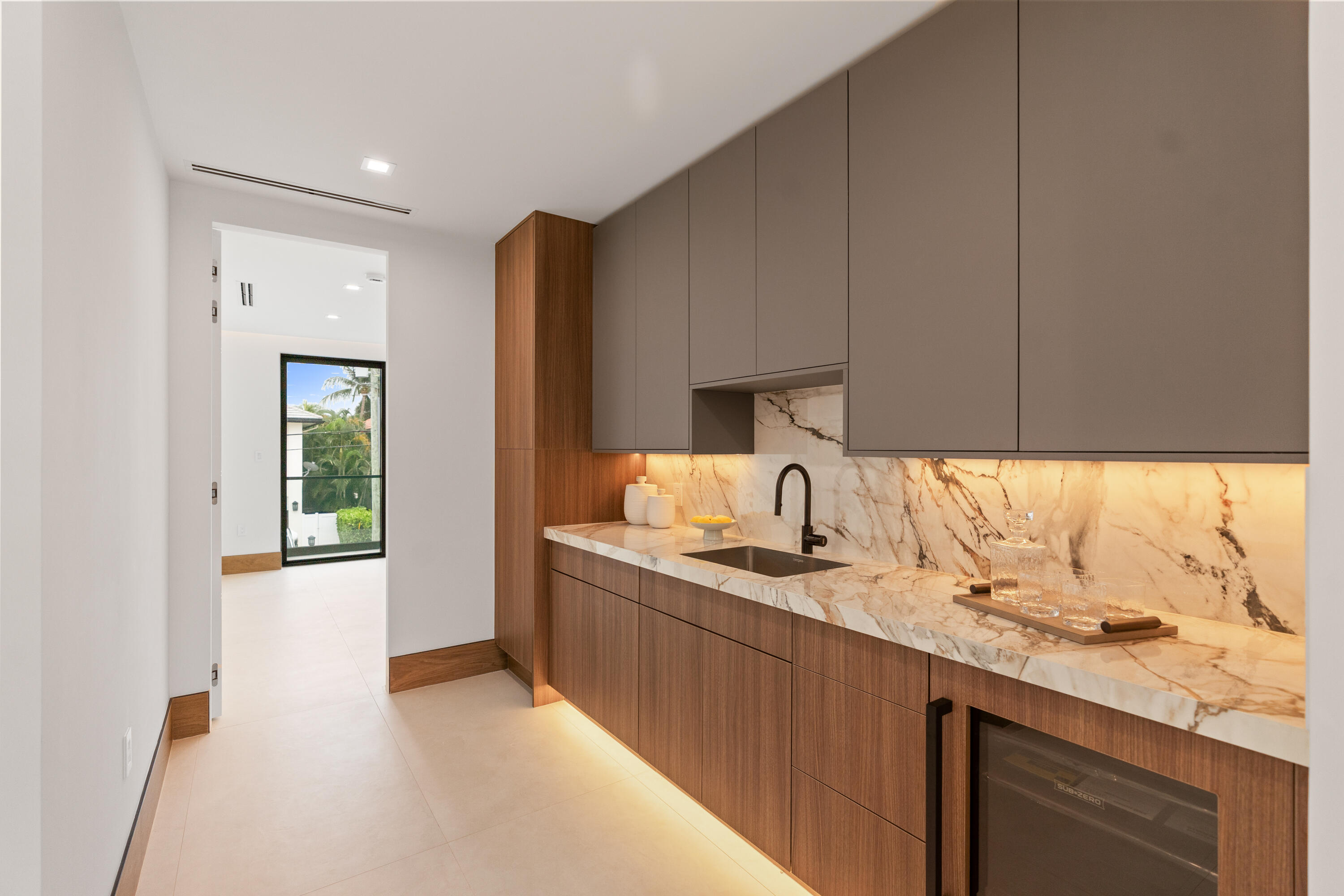 CORAL KEY VILLAS 2ND SEC - Residential