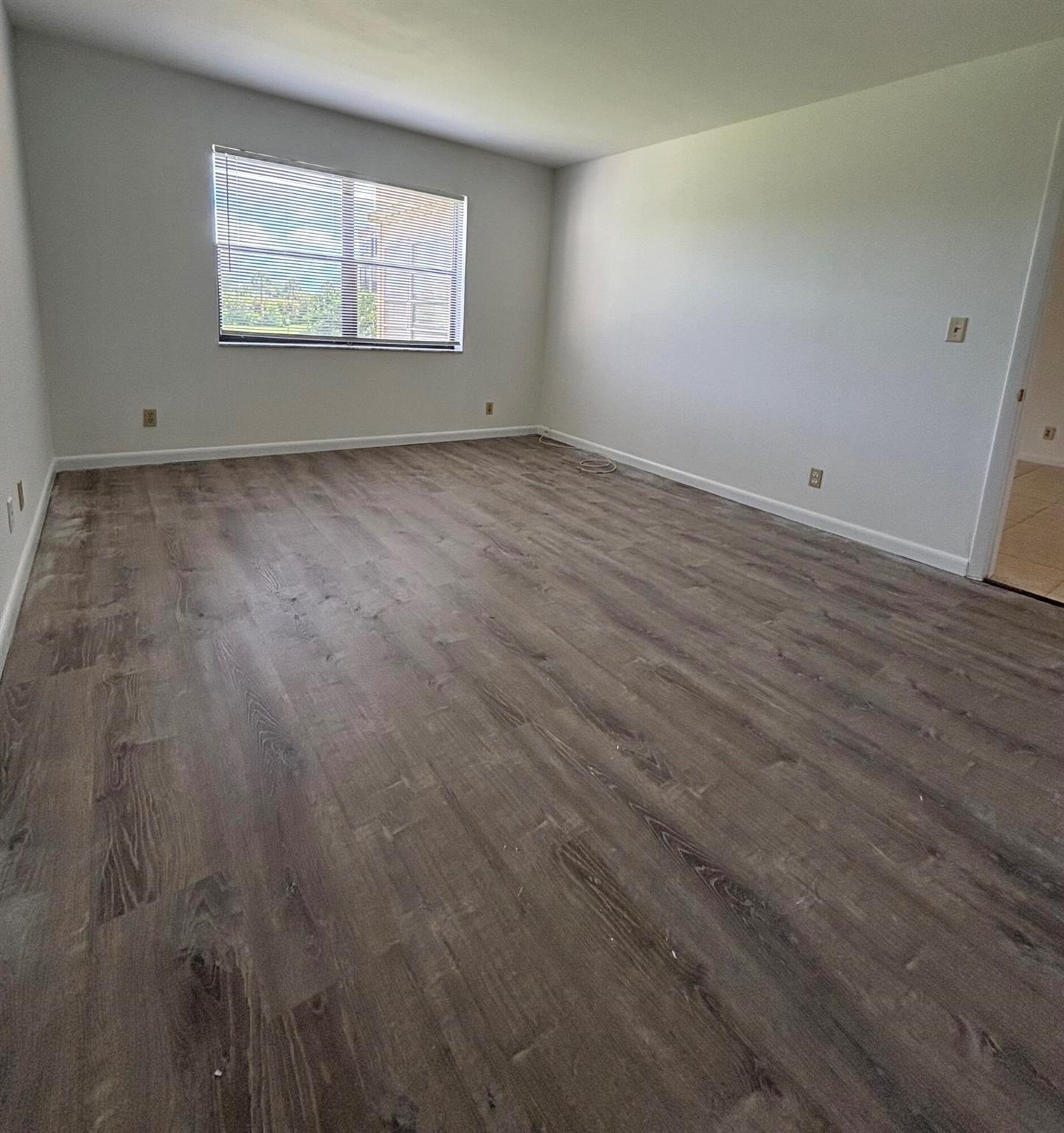 ISLE OF SANDALFOOT CONDO - Residential Lease