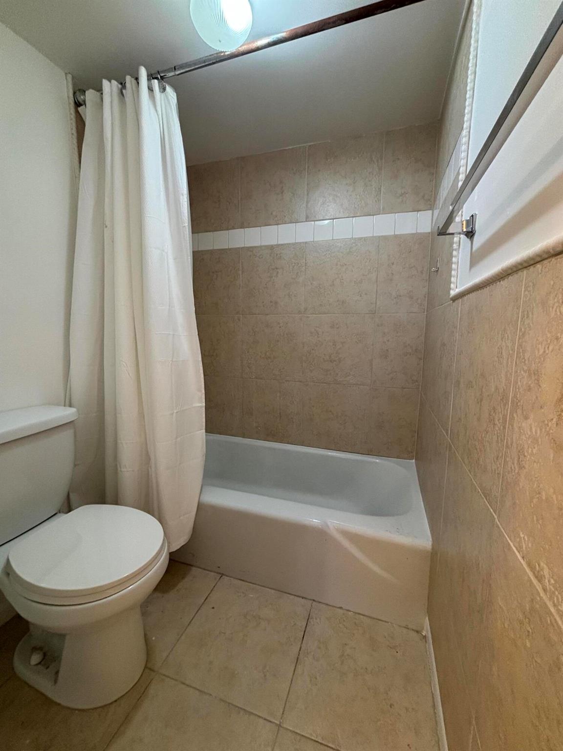 ISLE OF SANDALFOOT CONDO - Residential Lease