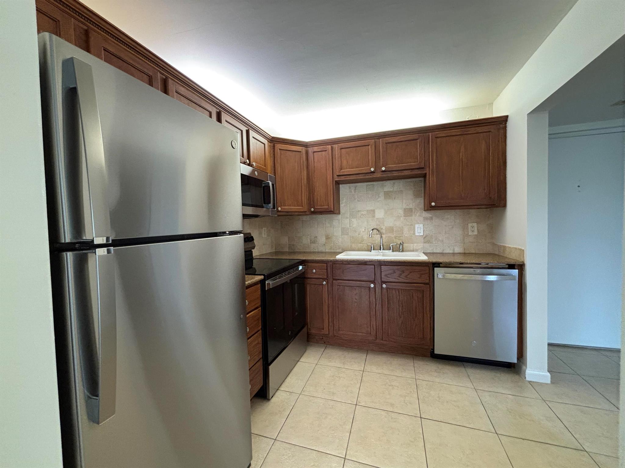 ISLE OF SANDALFOOT CONDO - Residential Lease