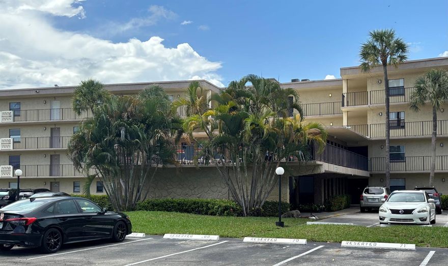 Bright and open updated condominium in a nice location with easy access to shopping, restaurants, schools...Beach and Mizner Park minutes east on Palmetto Park Road. Updated kitchen and baths with wood cabinetry and granite counters. All new 2025 GE Stainless kitchen appliances. Tile flooring throughout. Freshly painted. All ages community. Rent includes cable, internet, water and maintenance of property