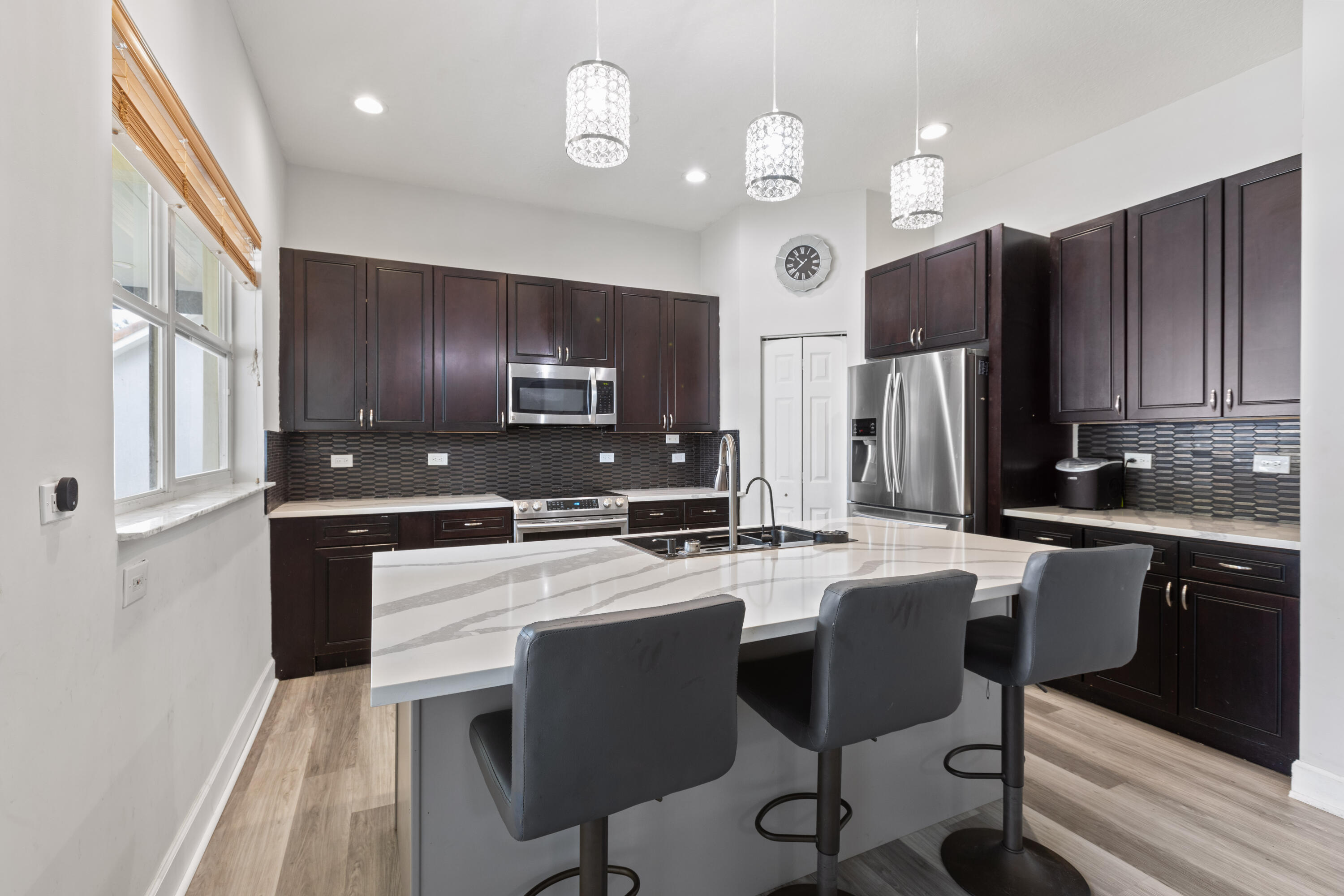 LAKES OF LAGUNA - Residential Lease
